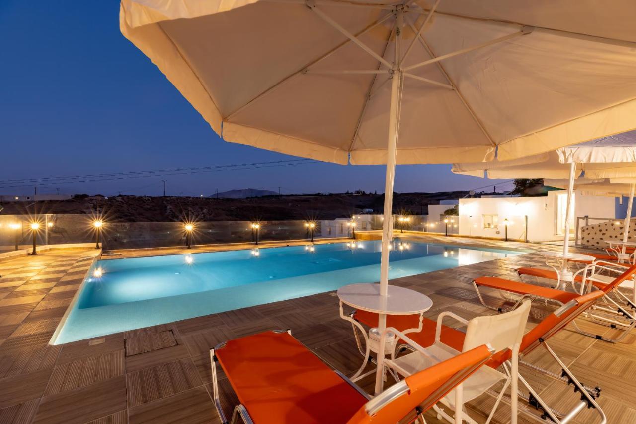 Villa Ostrich Fira  Exterior photo